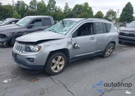 2015 Jeep Compass Latitude z USA, uszkodzony, nr VIN 1C4NJDEB7FD357990